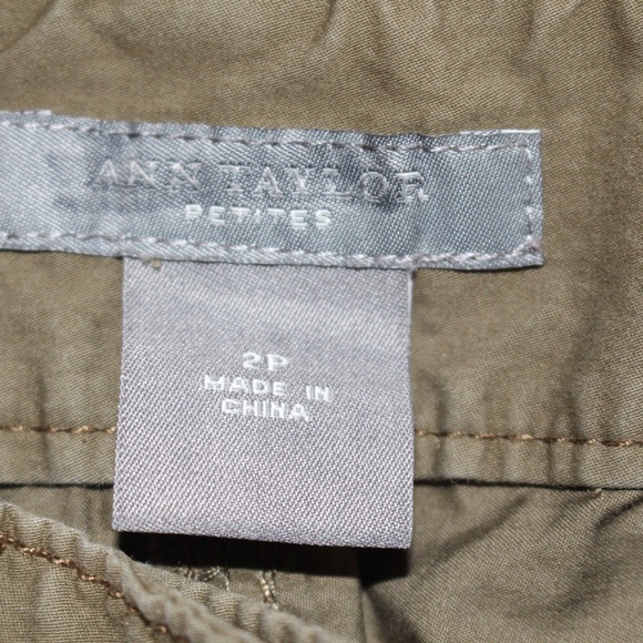Ann Taylor, army green capri pants - Picture 6 of 7